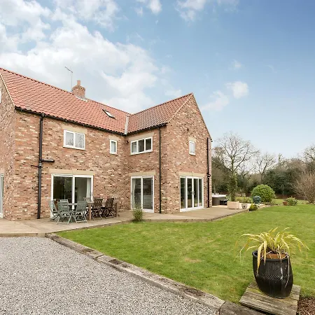 Holiday home Araminta Pickering