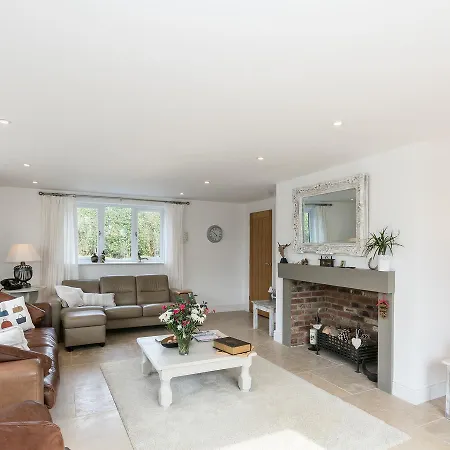 Araminta Holiday home *
