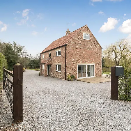 Araminta Holiday home *